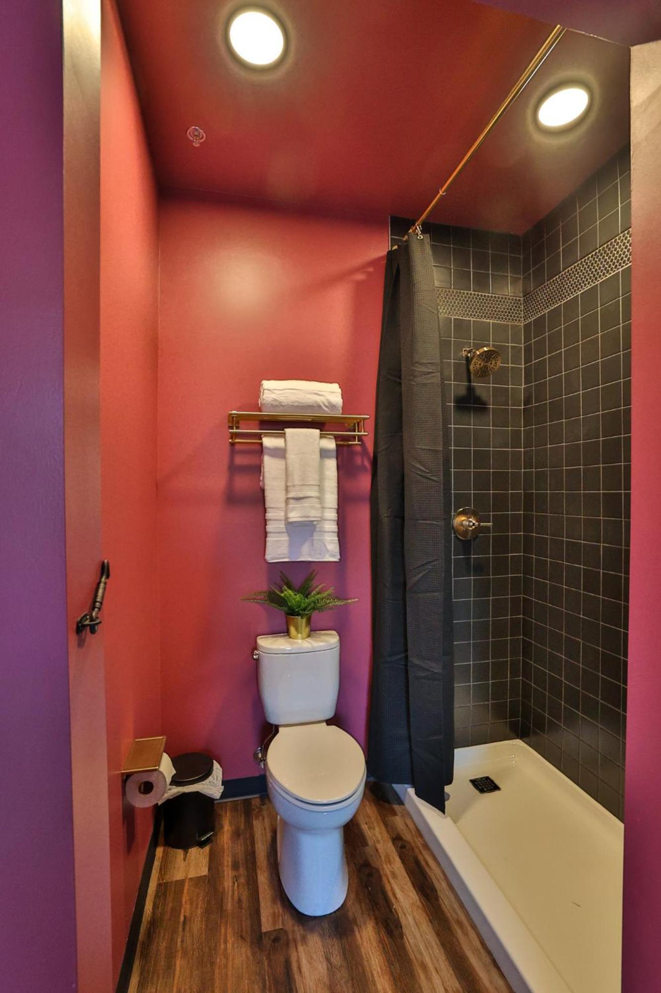 Urban Collective Boutique Hotel Edwardsville Dış mekan fotoğraf