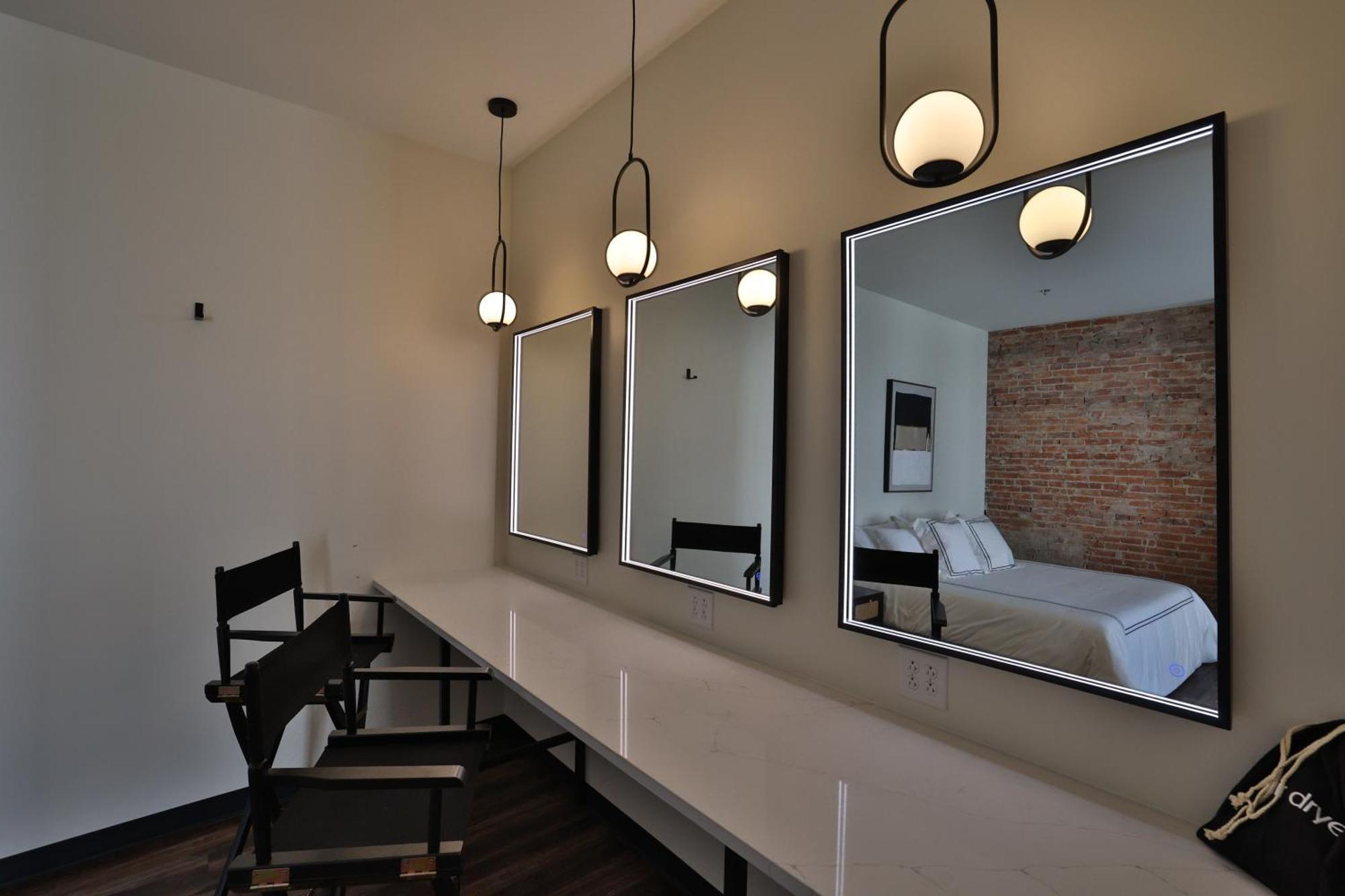 Urban Collective Boutique Hotel Edwardsville Dış mekan fotoğraf